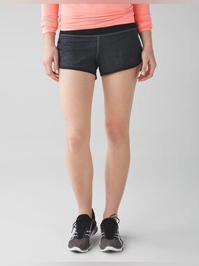 Lululemon Speed Shorts Women’s 6 Heathered Black Orange Trim Very Light Flare